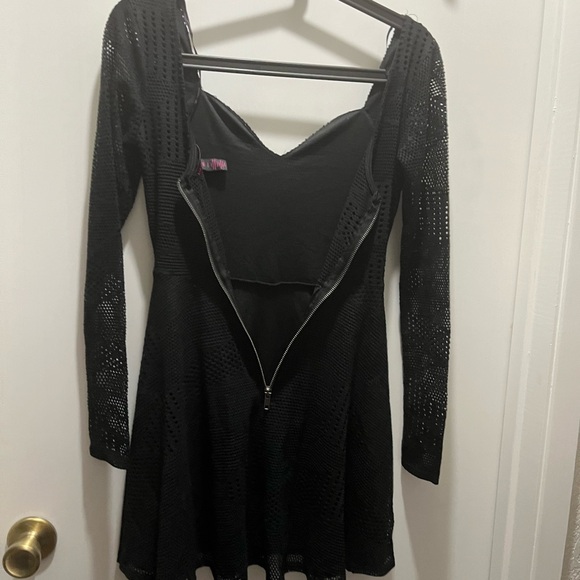 NWT Material Girl Venice Mesh Long Sleeve Black Dress Size XS - Picture 4 of 7
